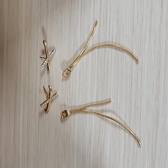 🔥LAST PAIR🔥 FRONT/BACK SNAKE CHAIN DROP EARRINGS - Picture 4 of 7